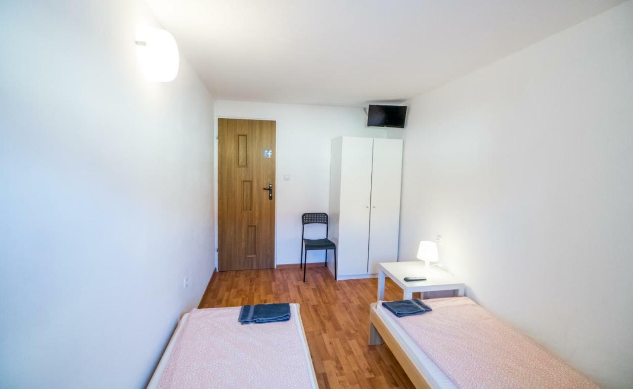 Noclegi Woku Świebodzice Exterior foto